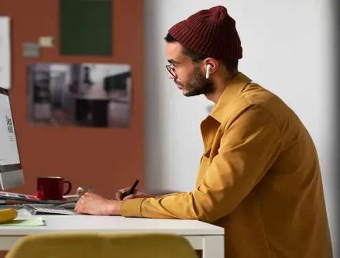 مواقع فري لانسر للمصممين